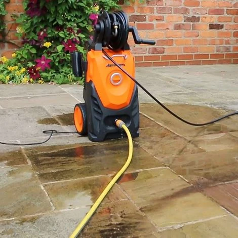 OUTIROR Nettoyeur Haute Pression électrique - 150 Bar - 440 Litres/heure - Pour Voiture, Vélo, Terrasse, Jardin 5 OUTIROR Nettoyeur Haute Pression électrique - 150 Bar - 440 Litres/heure - Pour Voiture, Vélo, Terrasse, Jardin – Image 3