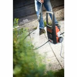 BLACK & DECKER Nettoyeur Haute Pression BLACK+DECKER BXPW1500PE 1500W, Pression 120bar, Débit 390l/h Avec Patio Cleaner Et Brosse Fixe -Nettoyeur Haute Pression Soldes 27340356 4